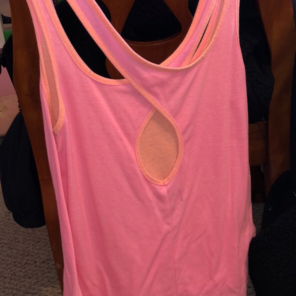 Pink tank
